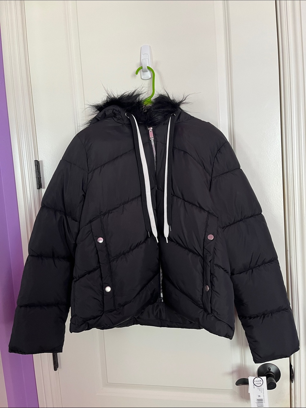 NWT Maralyn & Me Black Puffer Jacket with Faux Fur Hood Size L